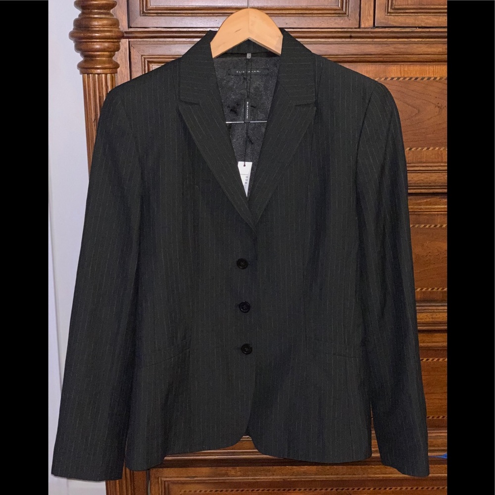 NWT Woman’s Elie Tahari Blazer